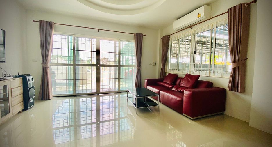For rent 3 bedrooms villa in Hua Hin, Prachuap Khiri Khan