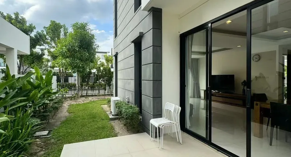 For sale 5 bedrooms villa in Thalang, Phuket