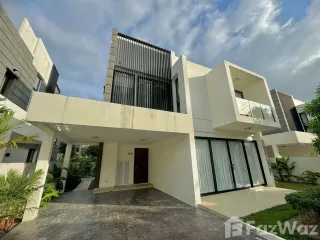 For sale 5 bedrooms villa in Thalang, Phuket