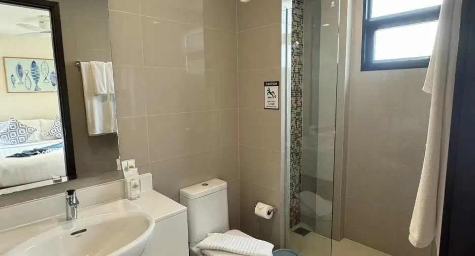 For sale 5 bedrooms villa in Thalang, Phuket