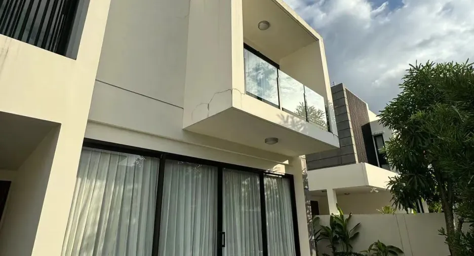 For sale 5 bedrooms villa in Thalang, Phuket