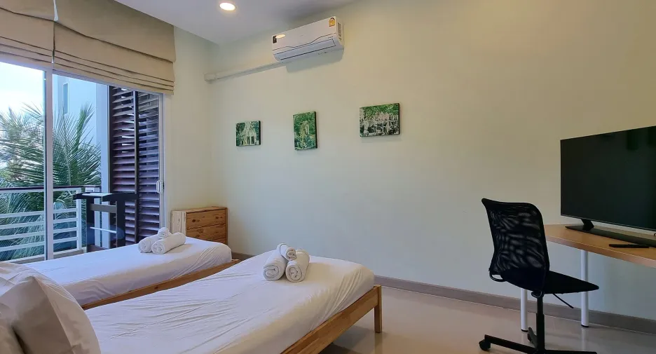 For sale 3 bedrooms condo in Mueang Phuket, Phuket