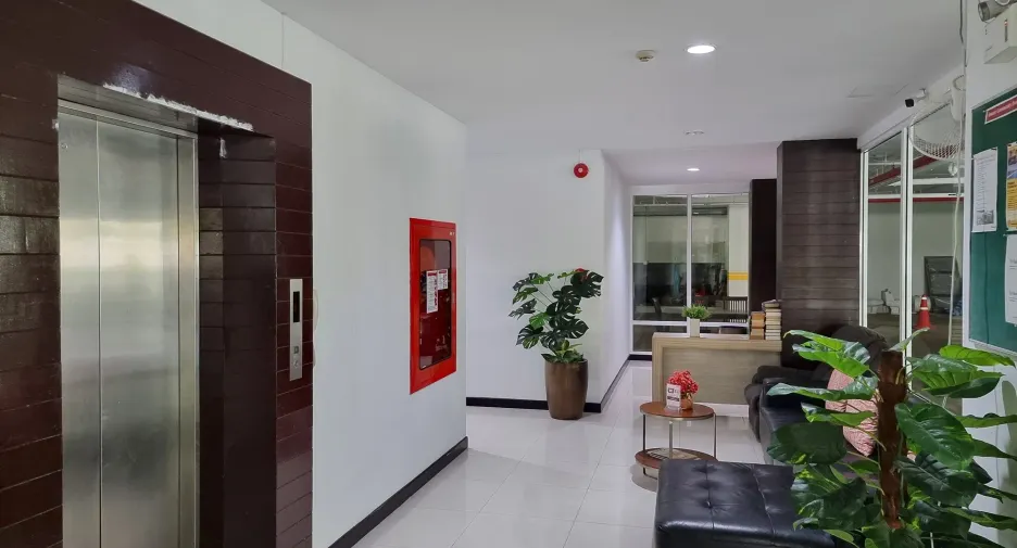 For sale 3 bedrooms condo in Mueang Phuket, Phuket