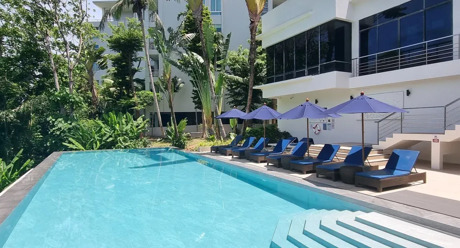 For sale 3 bedrooms condo in Mueang Phuket, Phuket