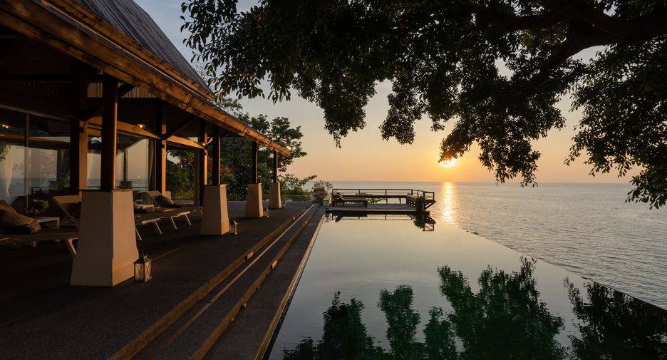 For rent 5 bedrooms villa in Thalang, Phuket