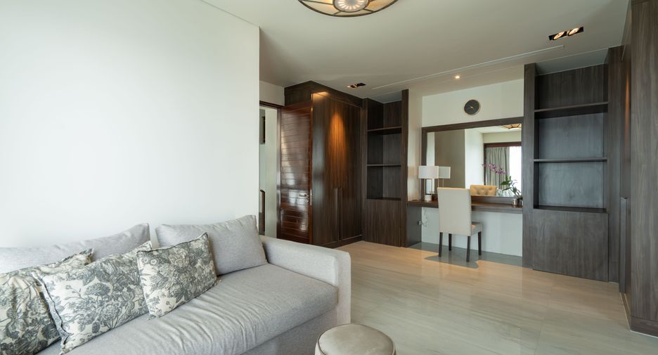 For rent 5 bedrooms villa in Thalang, Phuket