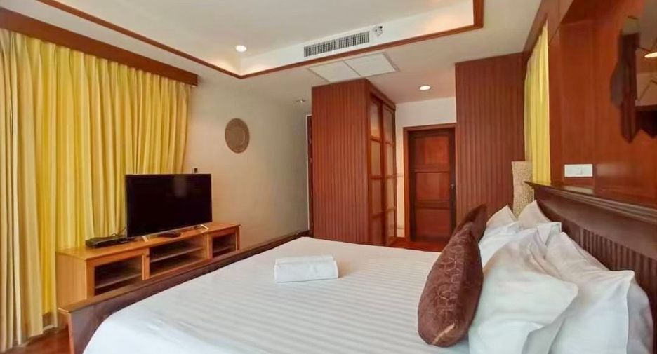 For rent 3 bedrooms villa in Hua Hin, Prachuap Khiri Khan