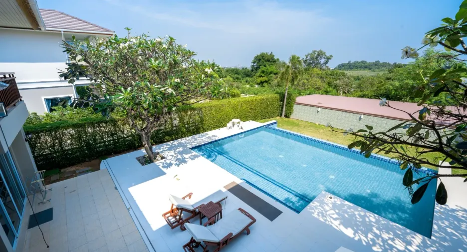 For rent 3 bedrooms villa in Hua Hin, Prachuap Khiri Khan