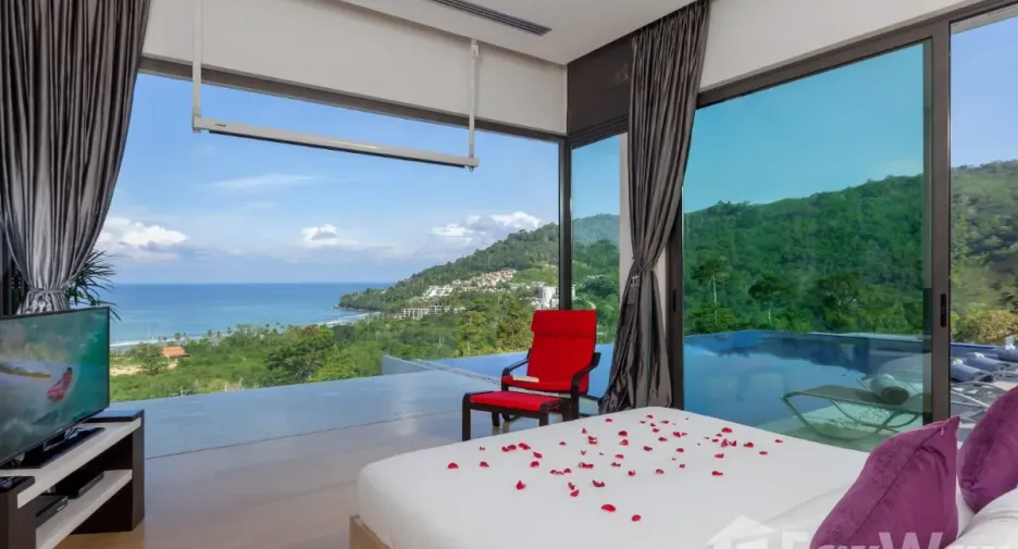 For sale and for rent 6 bedrooms villa in Kathu, Phuket