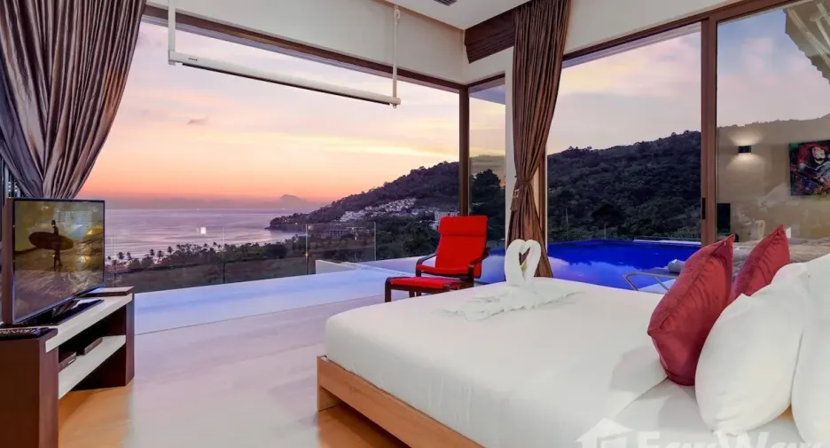 For sale and for rent 6 bedrooms villa in Kathu, Phuket