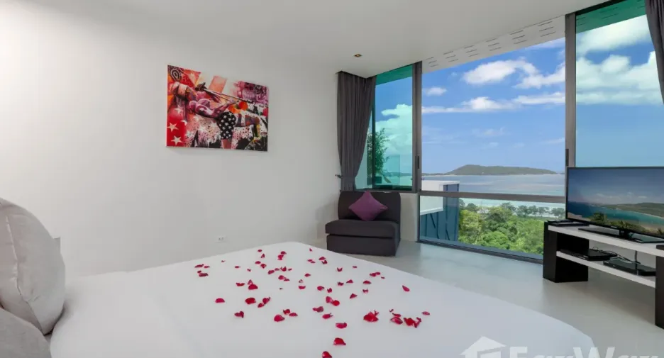 For sale and for rent 6 bedrooms villa in Kathu, Phuket