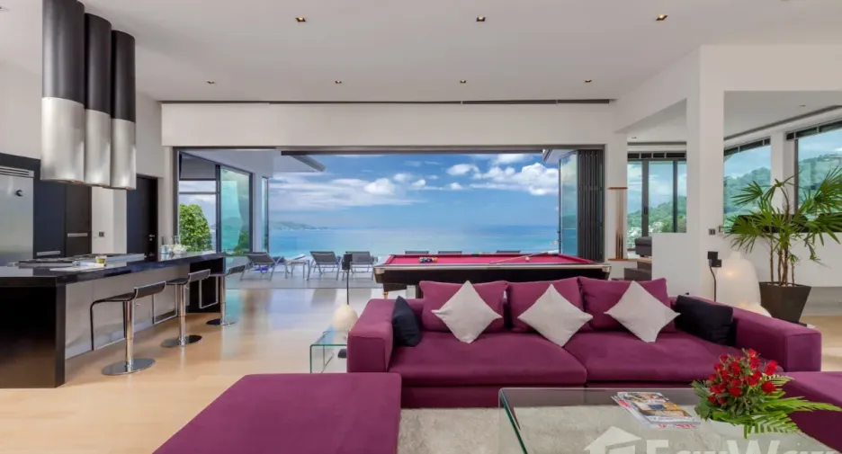 For sale and for rent 6 bedrooms villa in Kathu, Phuket
