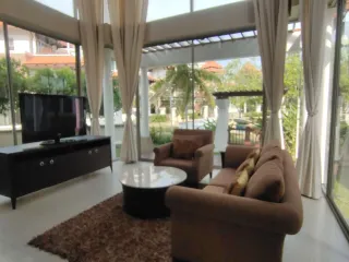 Casa en venta de 3 habitaciones en Cha Am, Phetchaburi