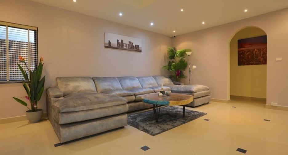 À vendre et à louer 3 chambres villa à Jomtien, Pattaya