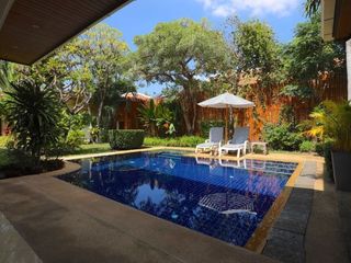 À vendre et à louer 3 chambres villa à Bang Lamung, Chonburi