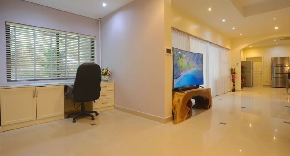 À vendre et à louer 3 chambres villa à Jomtien, Pattaya