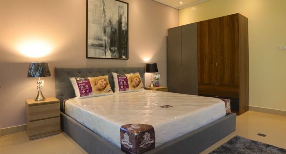 À vendre et à louer 3 chambres villa à Bang Lamung, Chonburi