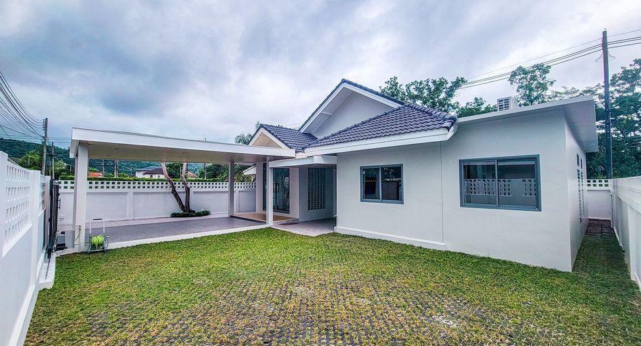 Casa en alquiler de 3 habitaciones en Mueang Phuket, Phuket