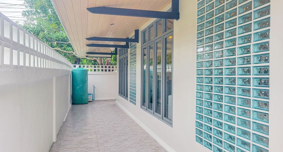 Casa en alquiler de 3 habitaciones en Mueang Phuket, Phuket