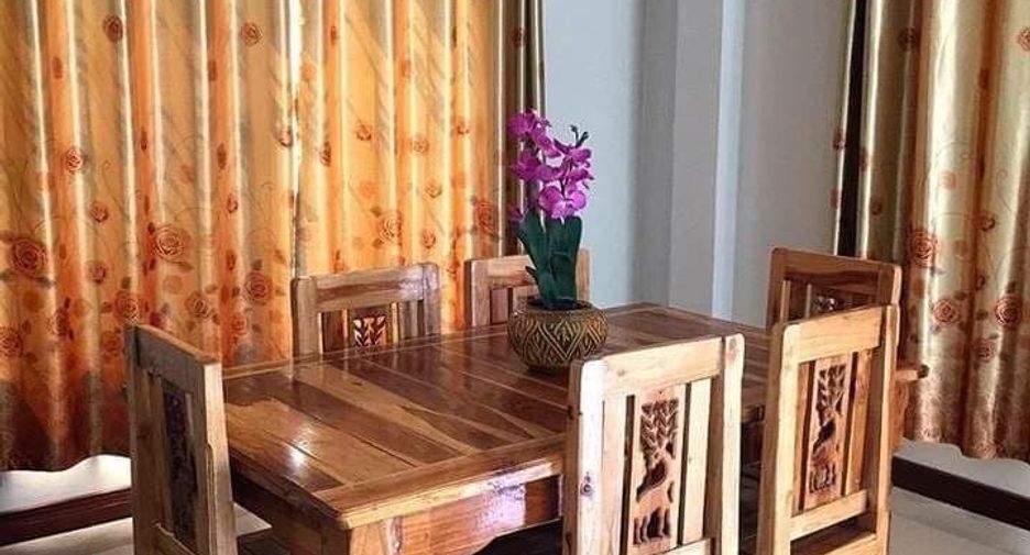 Haus zum Kauf mit 7 Zimmer in Bang Lamung, Chonburi
