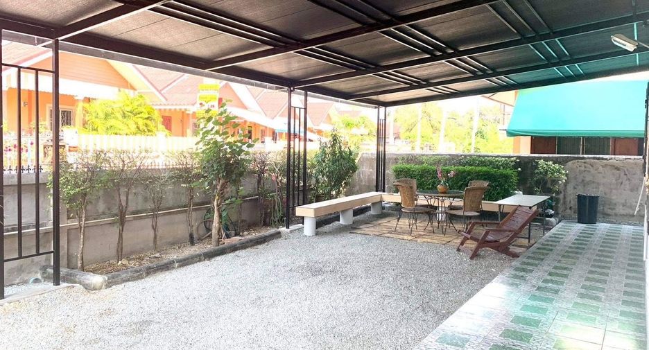 Haus zum Kauf mit 7 Zimmer in Bang Lamung, Chonburi