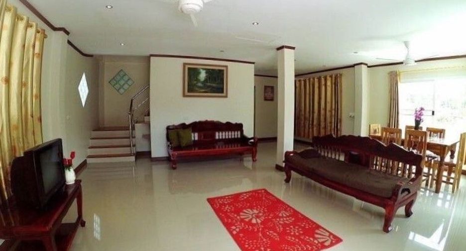 Haus zum Kauf mit 7 Zimmer in Bang Lamung, Chonburi