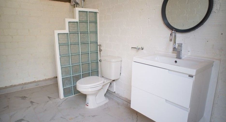 For sale 2 bedrooms house in Mueang Chiang Mai, Chiang Mai