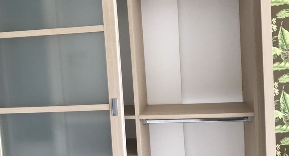 Wohnung zum Kauf mit 1 Zimmer in Khlong San, Bangkok