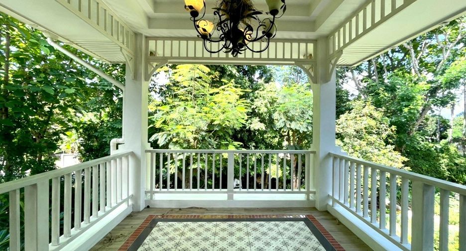 For sale 4 bedrooms house in Mae Rim, Chiang Mai