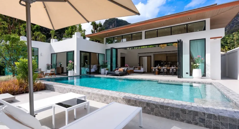 For sale 3 bedrooms villa in Mueang Krabi, Krabi