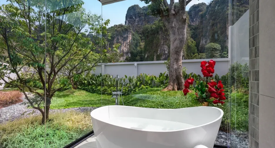 For sale 3 bedrooms villa in Mueang Krabi, Krabi