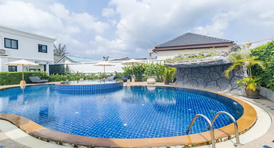 For rent 3 bedrooms villa in Thalang, Phuket