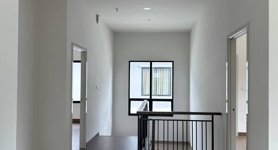 For sale 4 bedrooms house in Bang Phli, Samut Prakan
