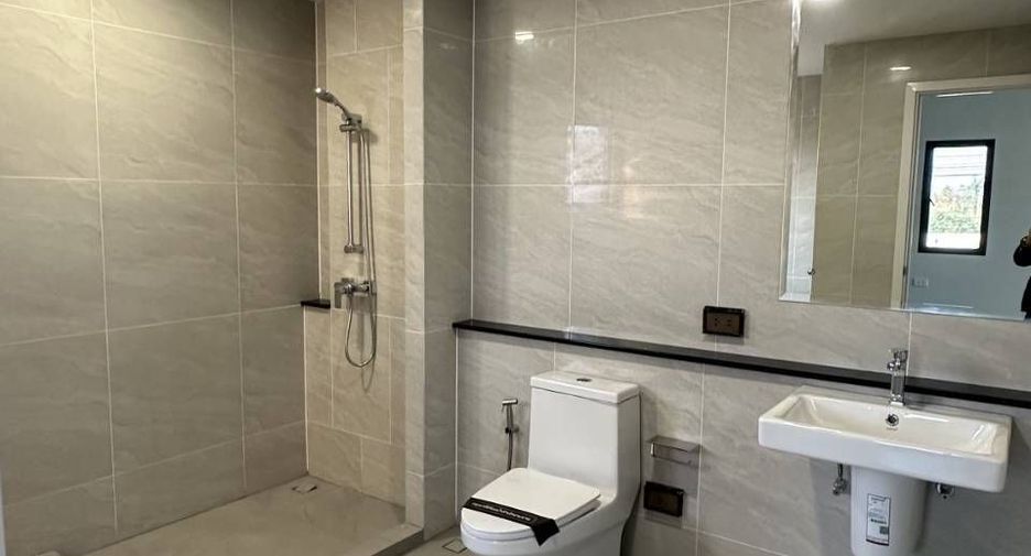 For sale 4 bedrooms house in Bang Phli, Samut Prakan