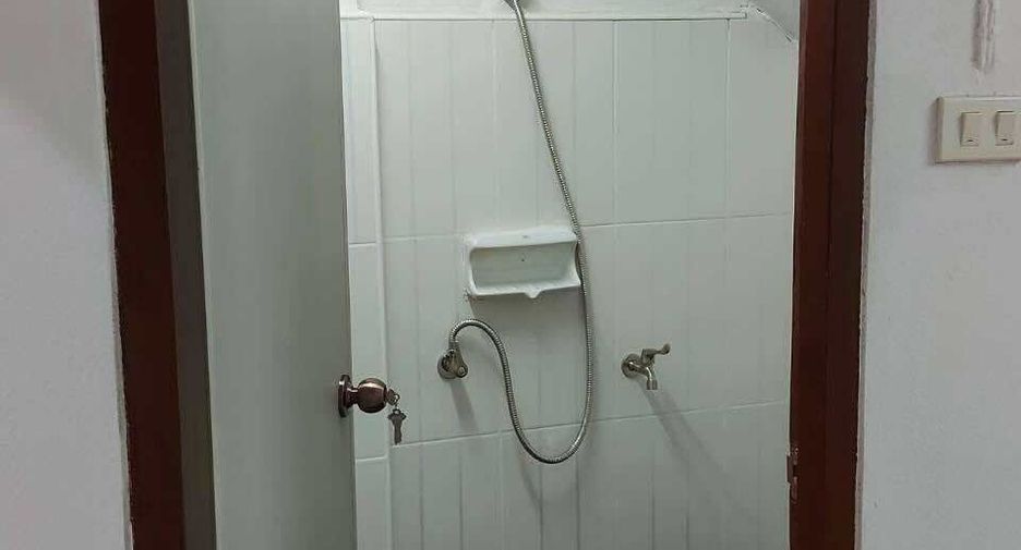 Local comercial en venta de 1 habitaciones en San Kamphaeng, Chiang Mai