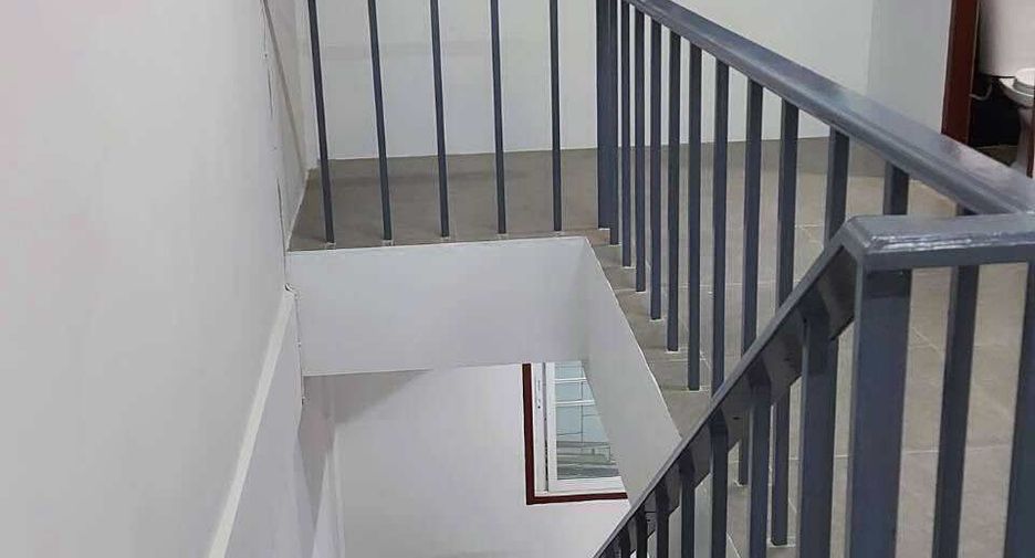 Local comercial en venta de 1 habitaciones en San Kamphaeng, Chiang Mai