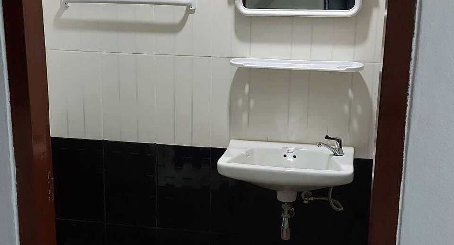 Local comercial en venta de 1 habitaciones en San Kamphaeng, Chiang Mai