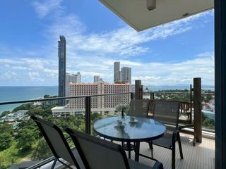 For rent 3 bedrooms condo in Bang Lamung, Chonburi