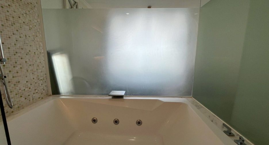 Condo en alquiler de 3 habitaciones en Bang Lamung, Chonburi
