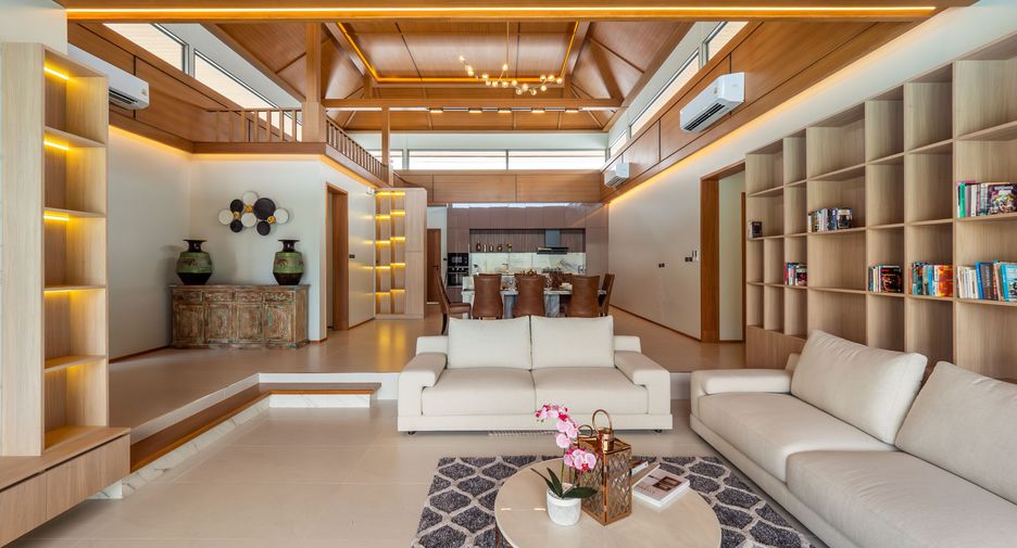 À louer 4 chambres villa à Mueang Phuket, Phuket