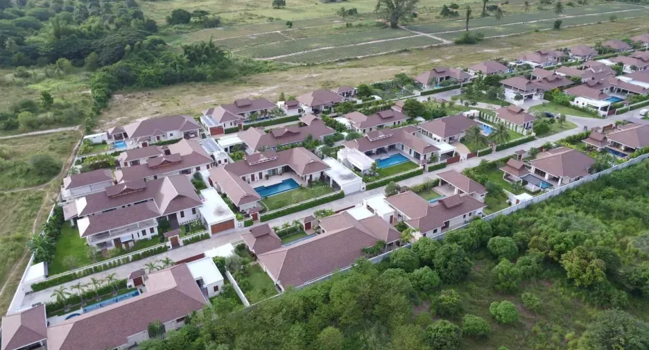 For sale 3 bedrooms villa in Hua Hin, Prachuap Khiri Khan