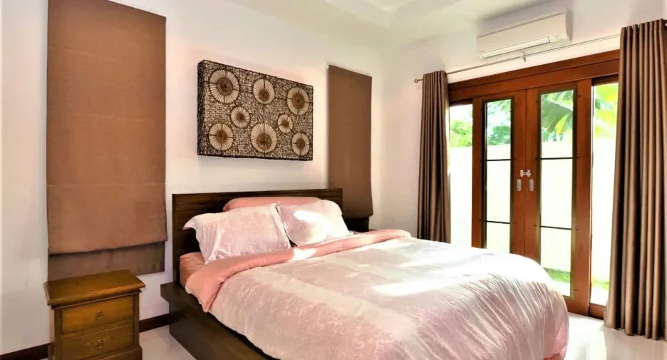For sale 3 bedrooms villa in Hua Hin, Prachuap Khiri Khan