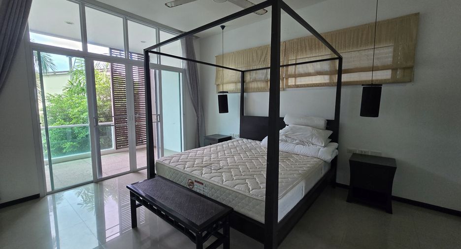 For sale 3 bedrooms condo in Mueang Phuket, Phuket