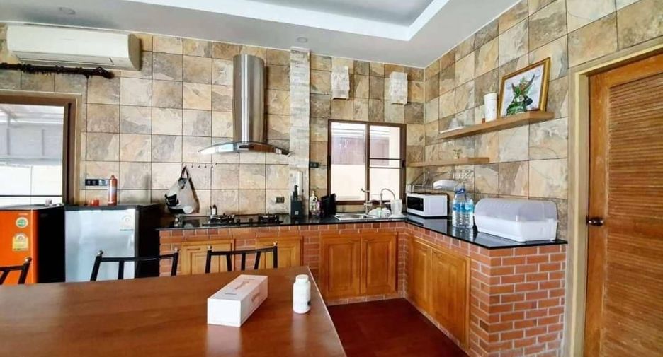 For sale そして for rent 3 ベッドルーム house in Bang Lamung, Chonburi