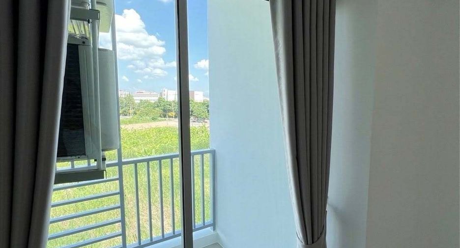 For sale 1 bed condo in Khan Na Yao, Bangkok