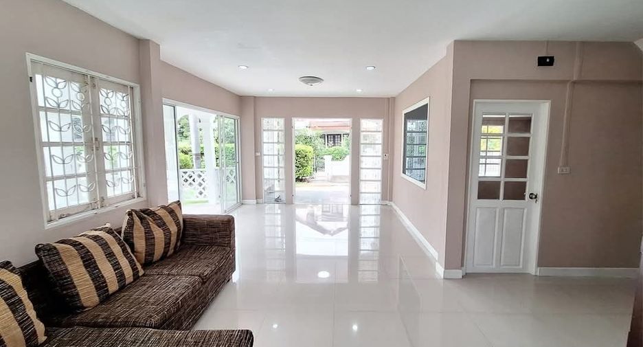 Casa en venta de 4 habitaciones en Thanyaburi, Pathum Thani