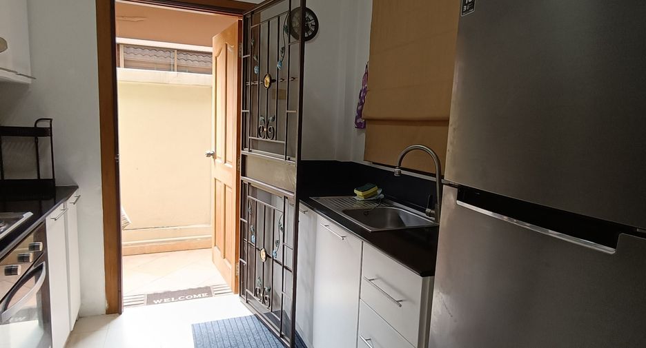 À louer 3 chambres maison à Bang Lamung, Chonburi