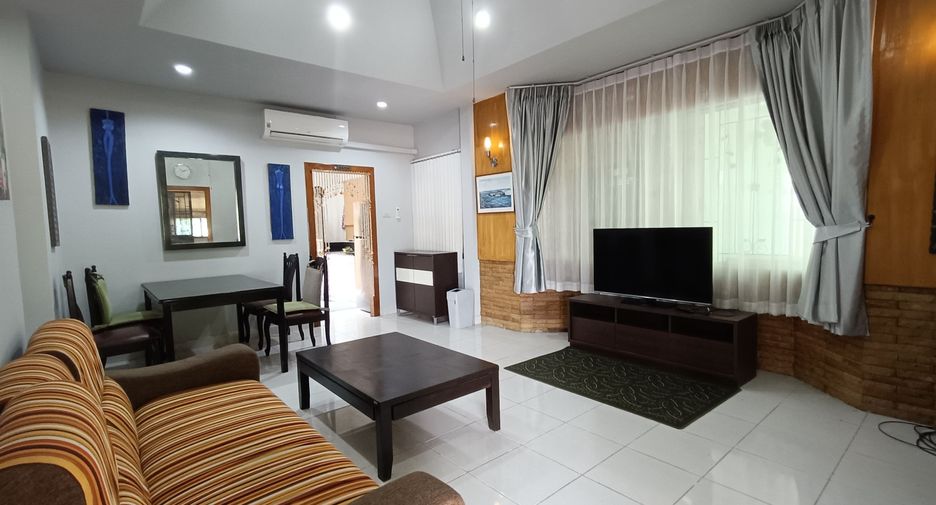 À louer 3 chambres maison à Bang Lamung, Chonburi