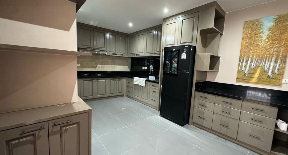 For rent 3 bedrooms house in Mueang Phuket, Phuket