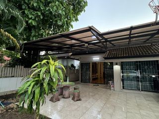 For rent 3 bedrooms house in Mueang Phuket, Phuket